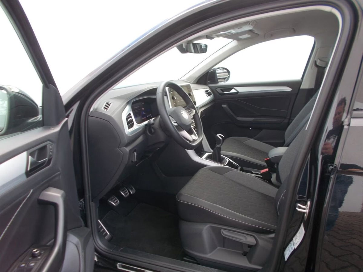 Volkswagen T-Roc 1.0 tsi Style 115cv (15)