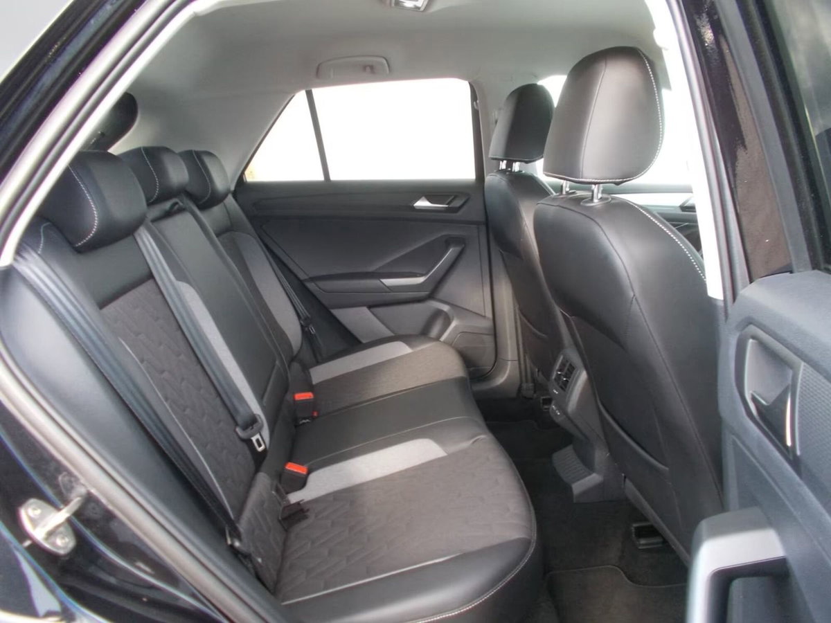 Volkswagen T-Roc 1.0 tsi Style 115cv (18)