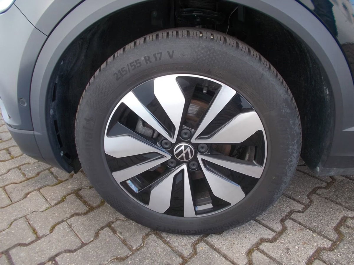 Volkswagen T-Roc 1.0 tsi Style 115cv (19)