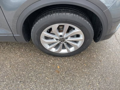 Volkswagen T-Roc 1.5 tsi Life dsg (15)