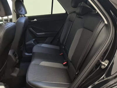 Volkswagen T-Roc 1.5 tsi R-Line dsg (9)