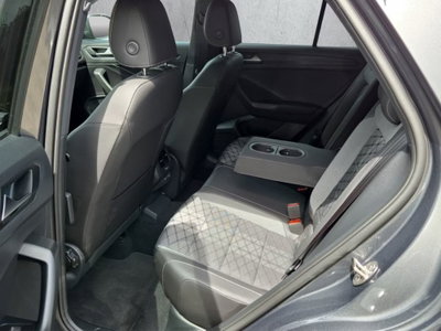 Volkswagen T-Roc 1.5 tsi R-Line dsg (11)