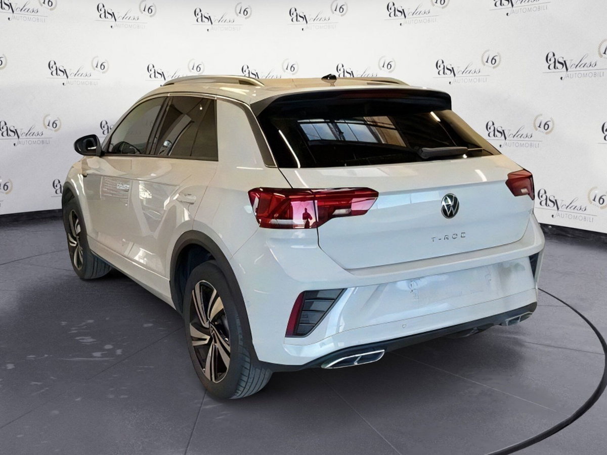Volkswagen T-Roc 1.5 tsi R-Line dsg (2)