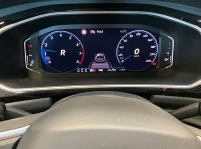 Volkswagen T-Roc 1.5 tsi R-Line dsg (9)