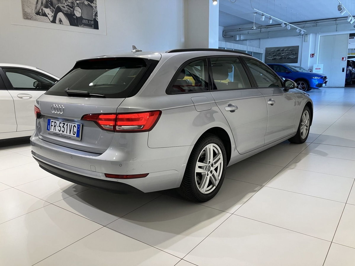 Audi A4 Avant 2.0 TDI 150 CV ultra S tronic Business (6)