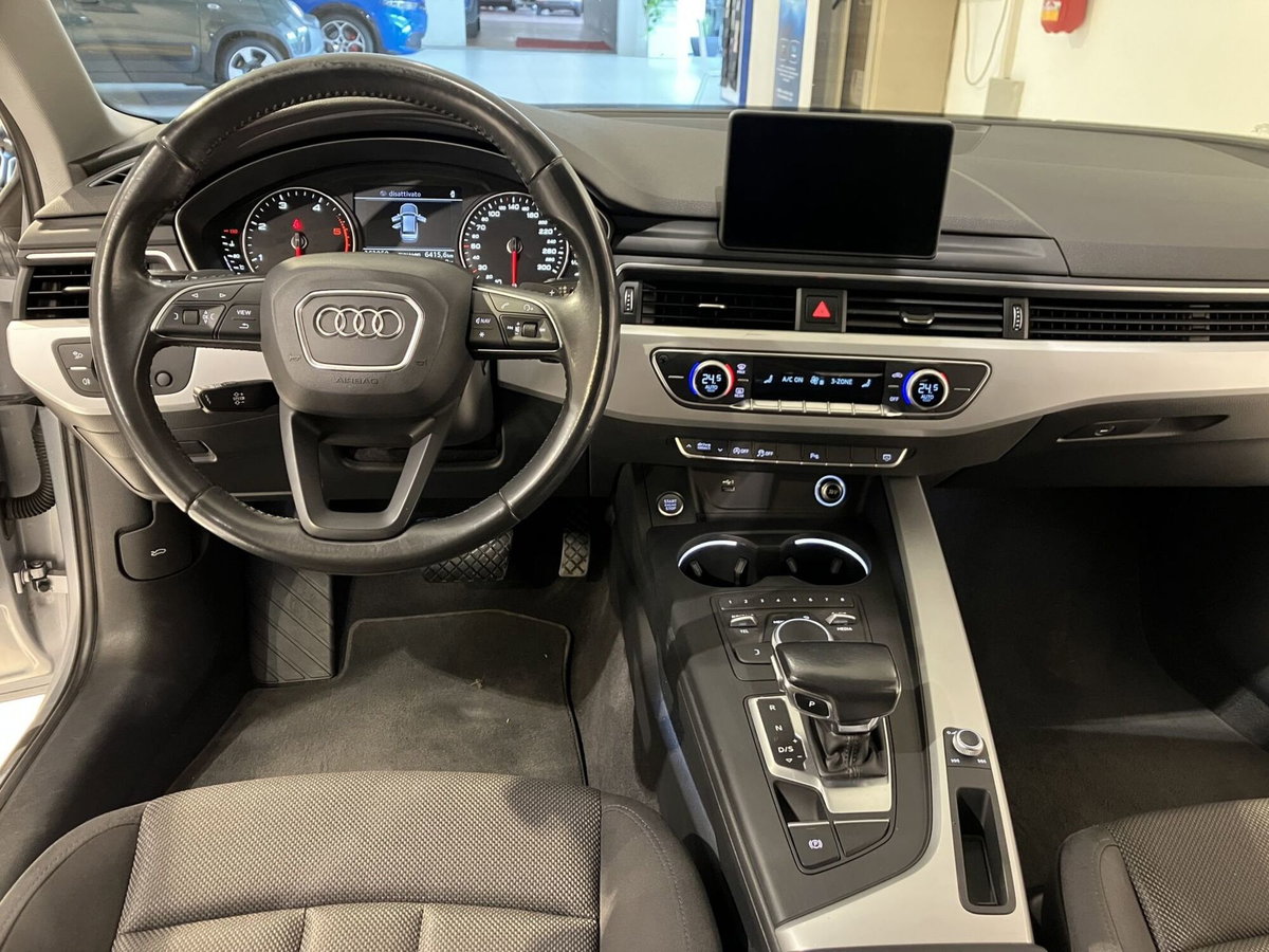 Audi A4 Avant 2.0 TDI 150 CV ultra S tronic Business (7)
