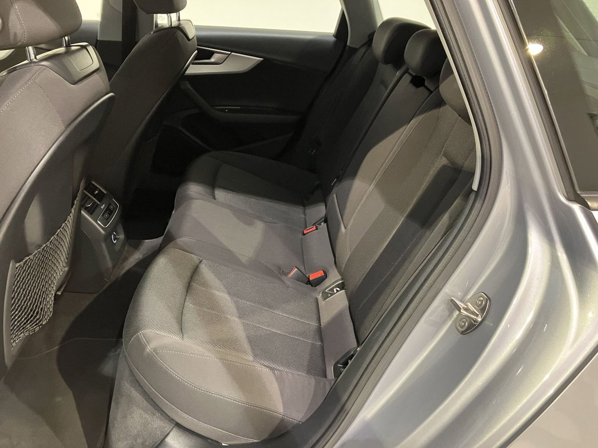 Audi A4 Avant 2.0 TDI 150 CV ultra S tronic Business (9)