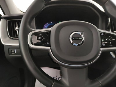 Volvo XC60 B4 (d) AWD automatico Plus Bright (18)