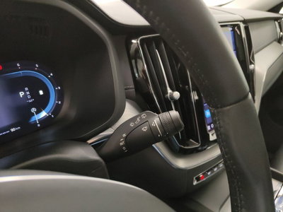 Volvo XC60 B4 (d) AWD automatico Plus Bright (19)
