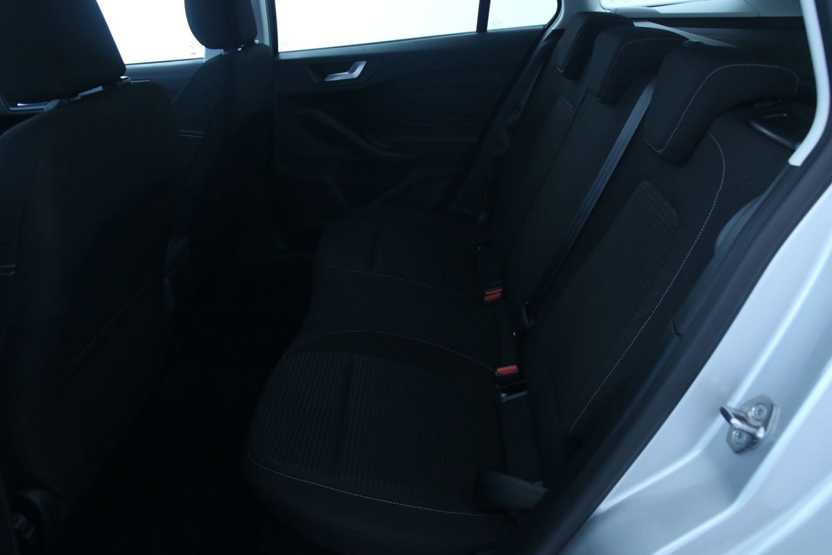 Ford Focus Station Wagon 1.5 EcoBlue 115 CV automatico SW Active Design (8)