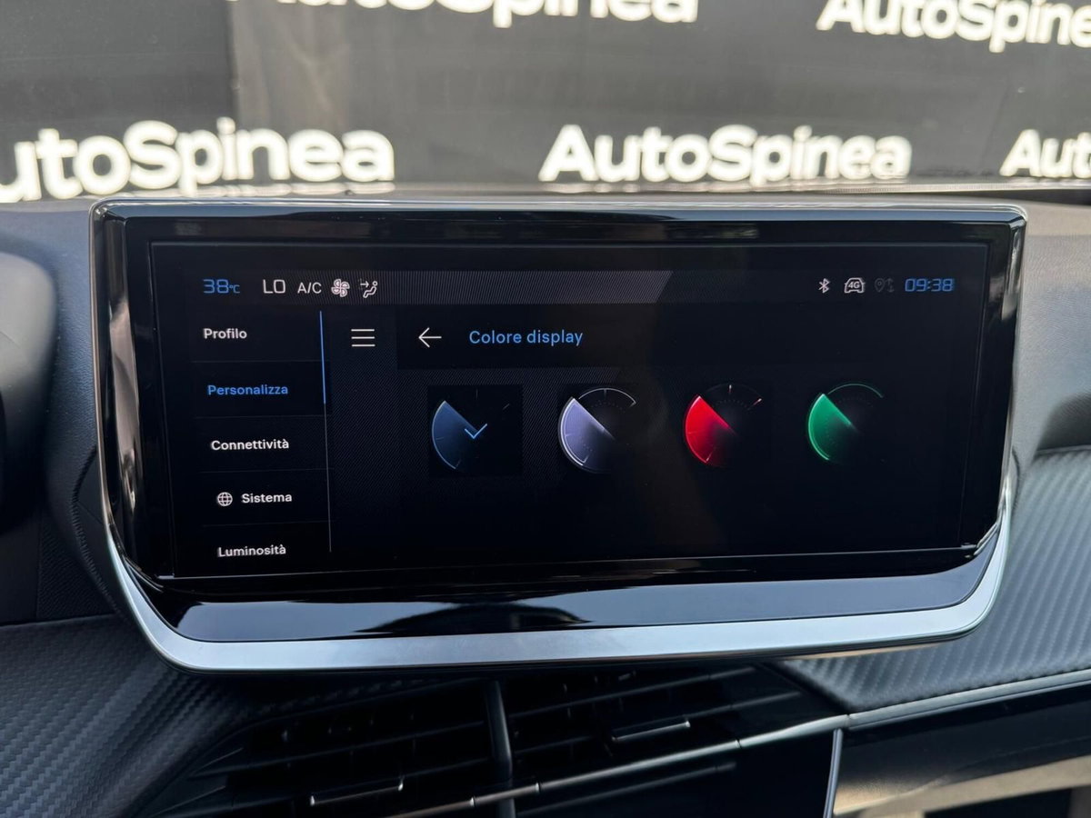Peugeot 2008 1.2 turbo Allure 100cv (11)