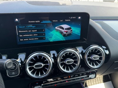 Mercedes-Benz Classe B 200 d Premium (12)