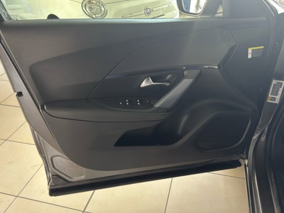 Peugeot 2008 PureTech 130 S&S Allure (14)