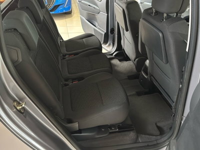 Peugeot 5008 1.6 HDi 115CV Allure (12)