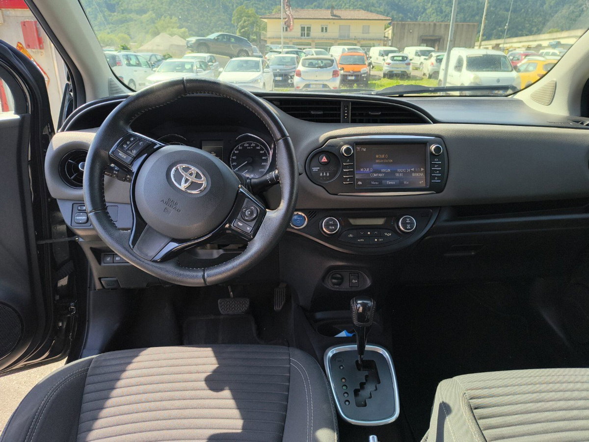 Toyota Yaris 1.5 Hybrid 5 porte Style (12)