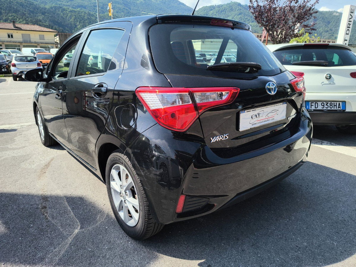 Toyota Yaris 1.5 Hybrid 5 porte Style (8)