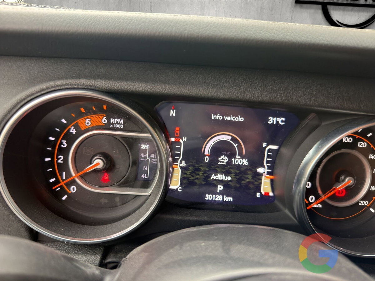 Jeep Gladiator 3.0 Diesel V6 Overland (13)