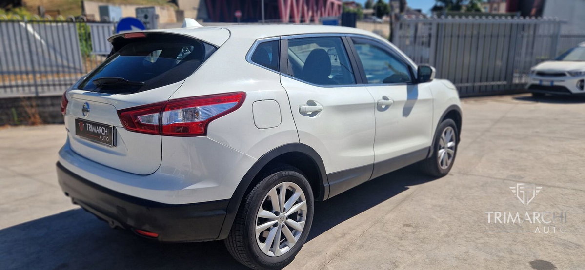 Nissan Qashqai 1.5 dCi Business (4)