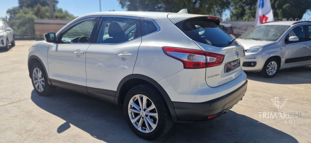 Nissan Qashqai 1.5 dCi Business (6)