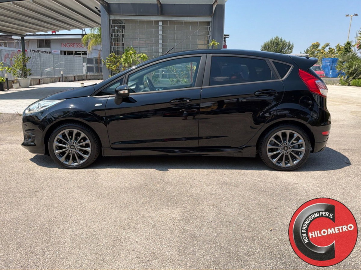 Ford Fiesta 1.5 TDCi 75CV 3 porte ST-Line (3)