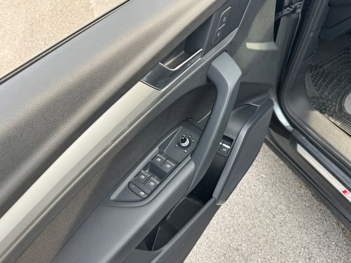 Audi Q5 55 TFSI e quattro S tronic S line plus (4)
