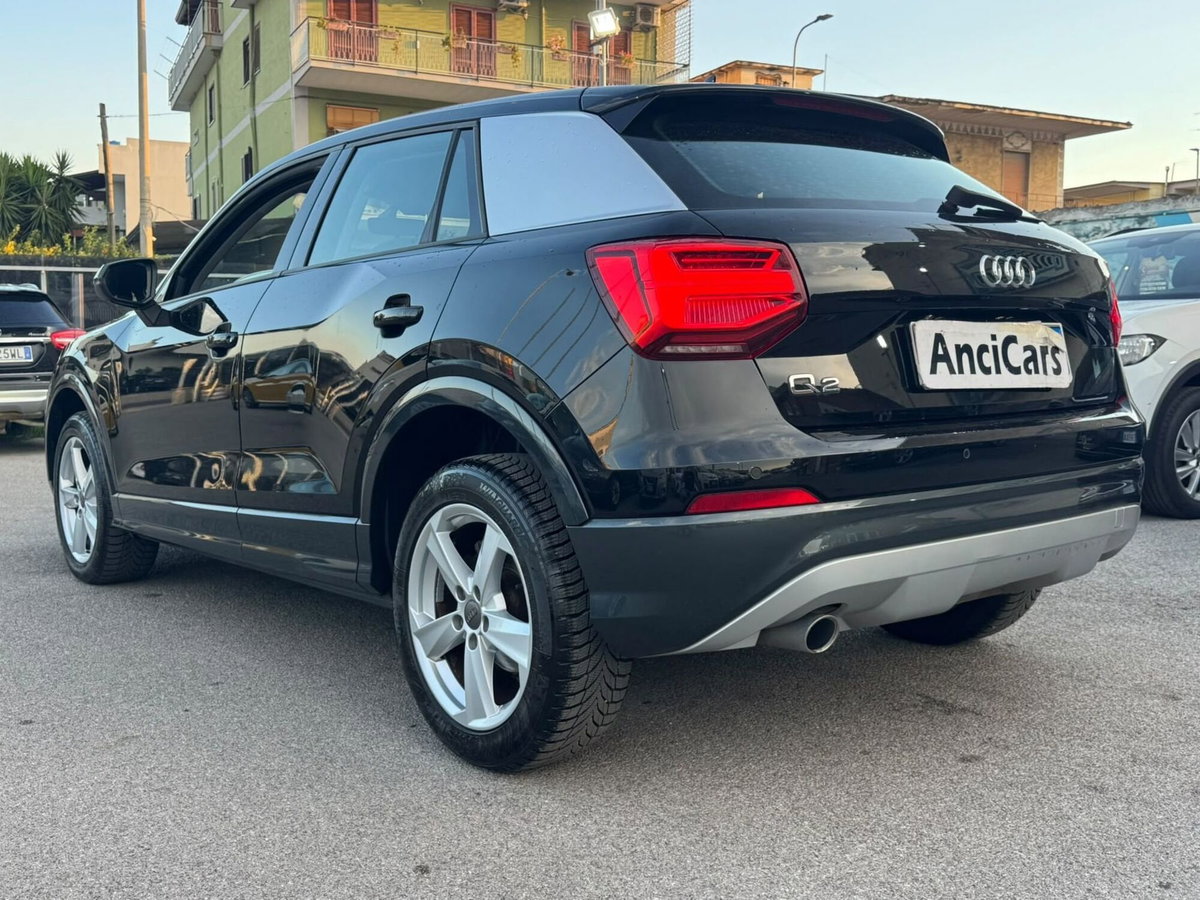 Audi Q2 Q2 30 TDI S tronic Identity Black (15)