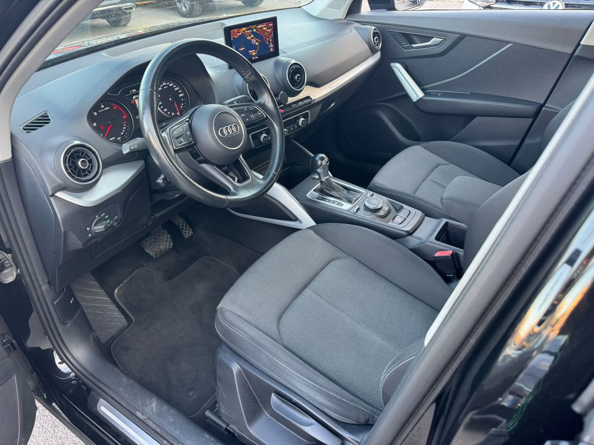 Audi Q2 Q2 30 TDI S tronic Identity Black (5)