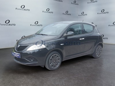 Lancia Ypsilon 1.2 69 CV 5 porte Gold (3)