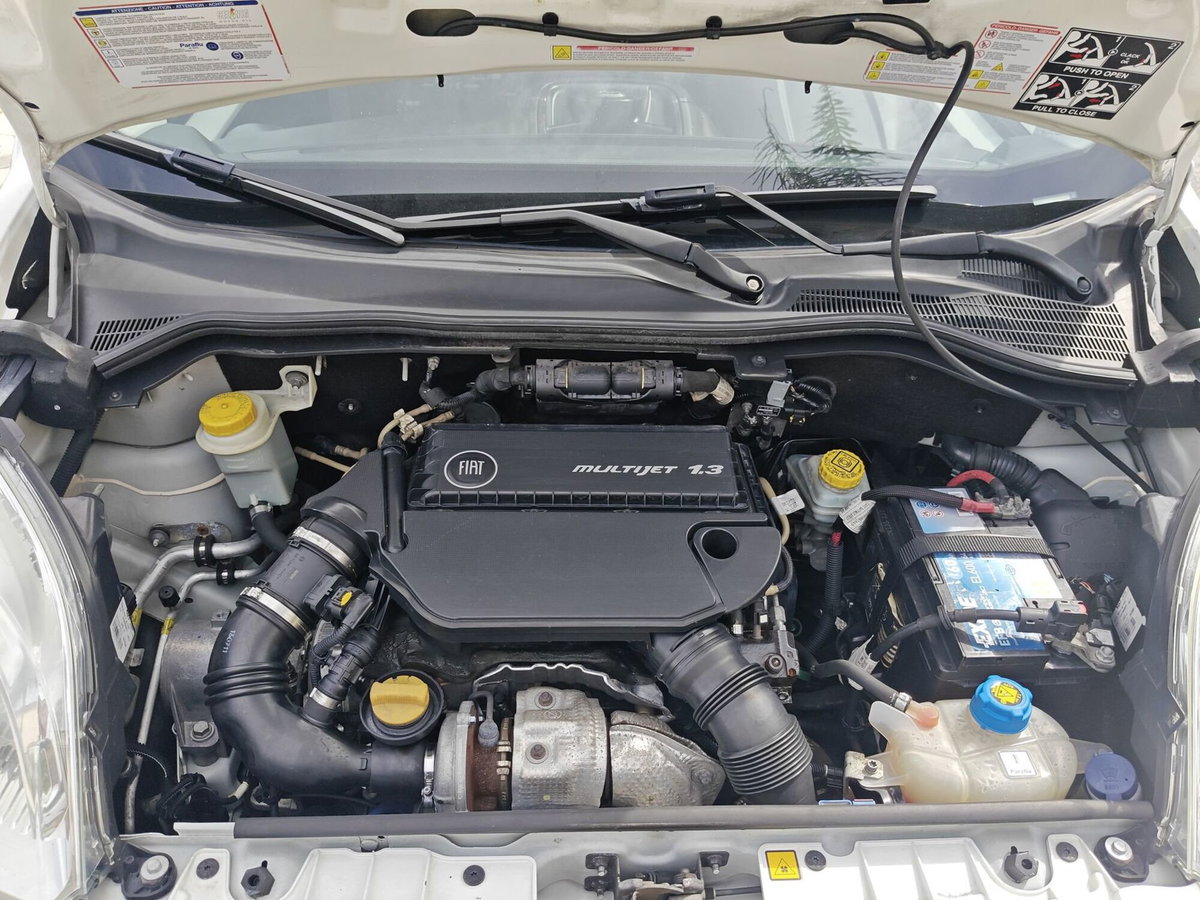 Fiat Qubo 1.3 MJT 95 CV Dynamic (13)