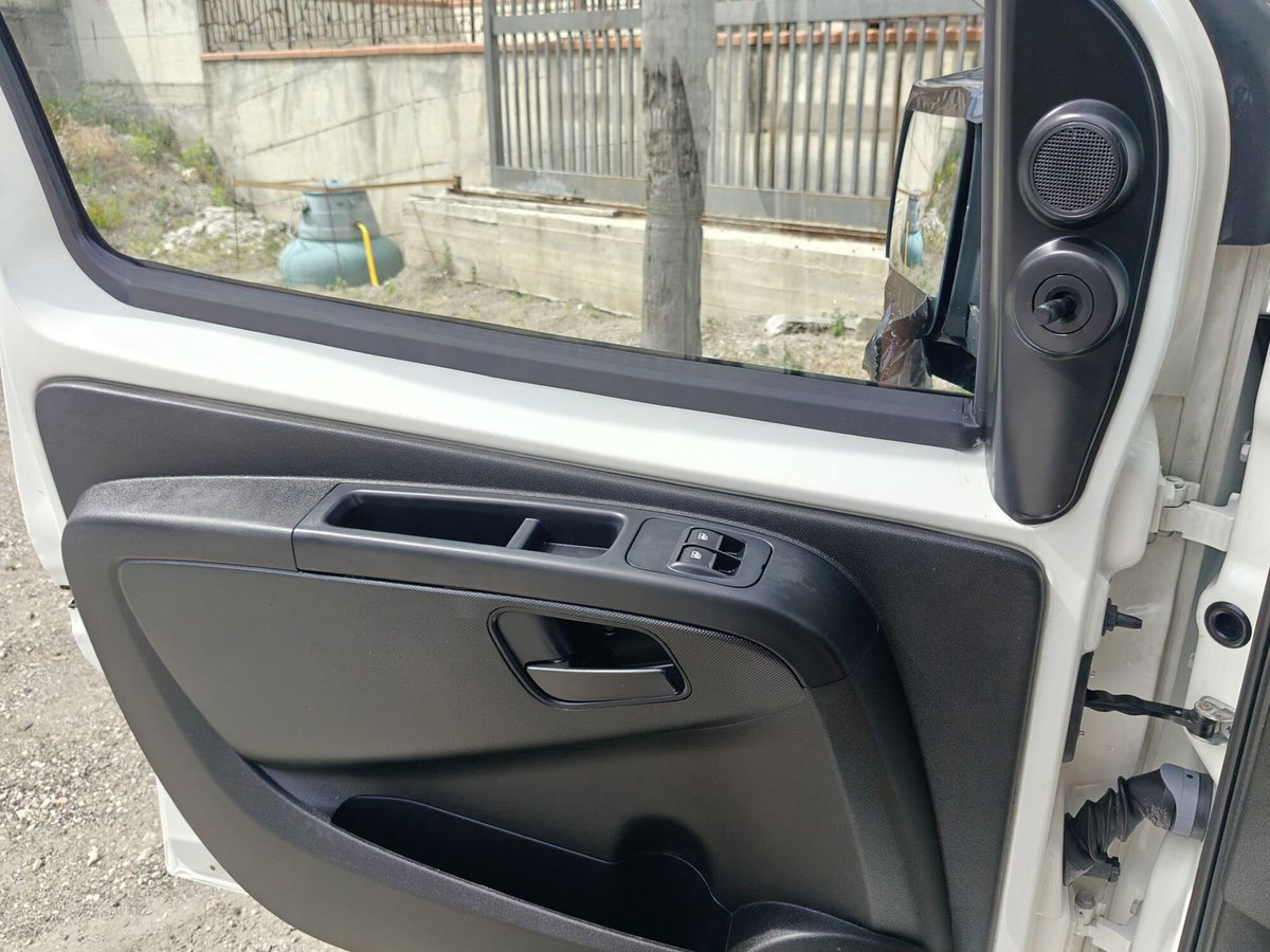 Fiat Qubo 1.3 MJT 95 CV Dynamic (9)