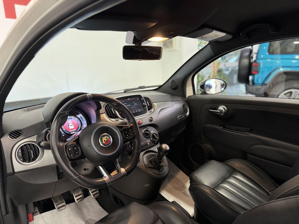 Abarth 595 595 1.4 Turbo T-Jet 160 CV Pista (13)