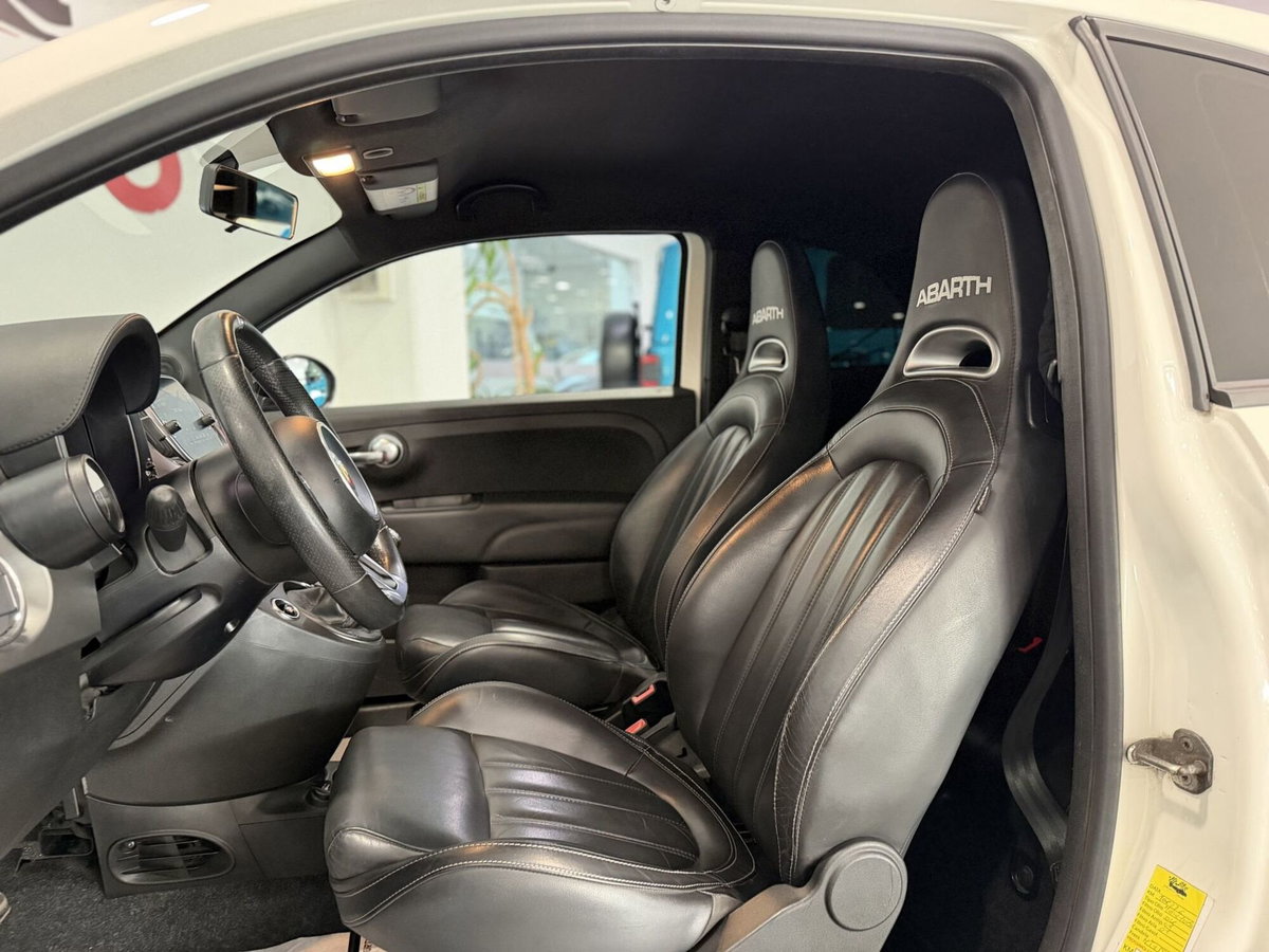 Abarth 595 595 1.4 Turbo T-Jet 160 CV Pista (14)