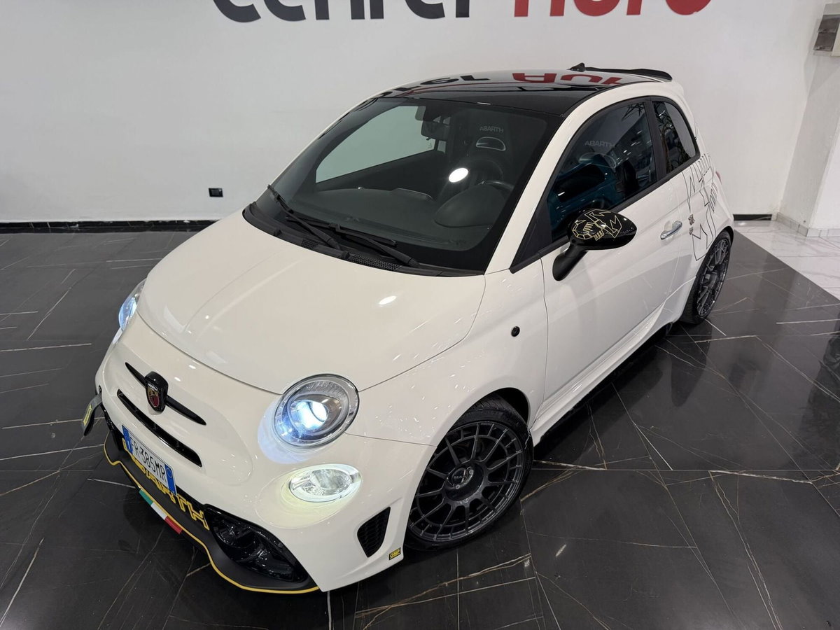 Abarth 595 595 1.4 Turbo T-Jet 160 CV Pista (2)