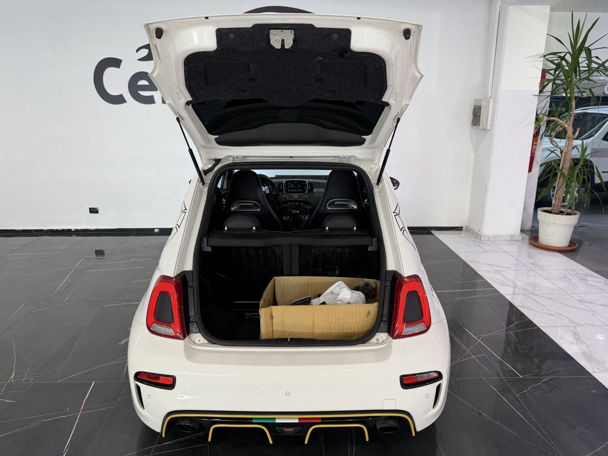 Abarth 595 595 1.4 Turbo T-Jet 160 CV Pista (8)