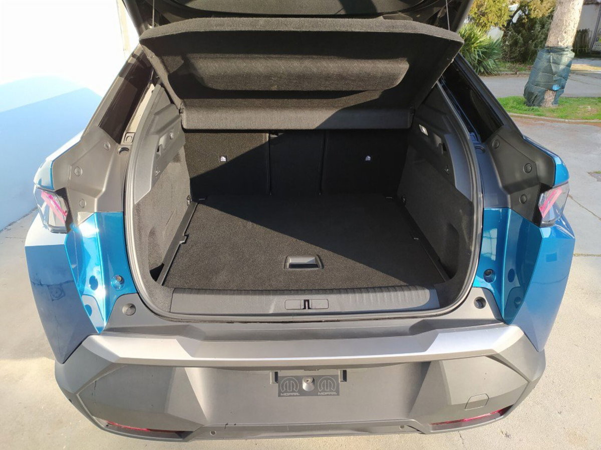 Peugeot 3008 1.2 hybrid GT Exclusive 145cv e-dcs6 (14)