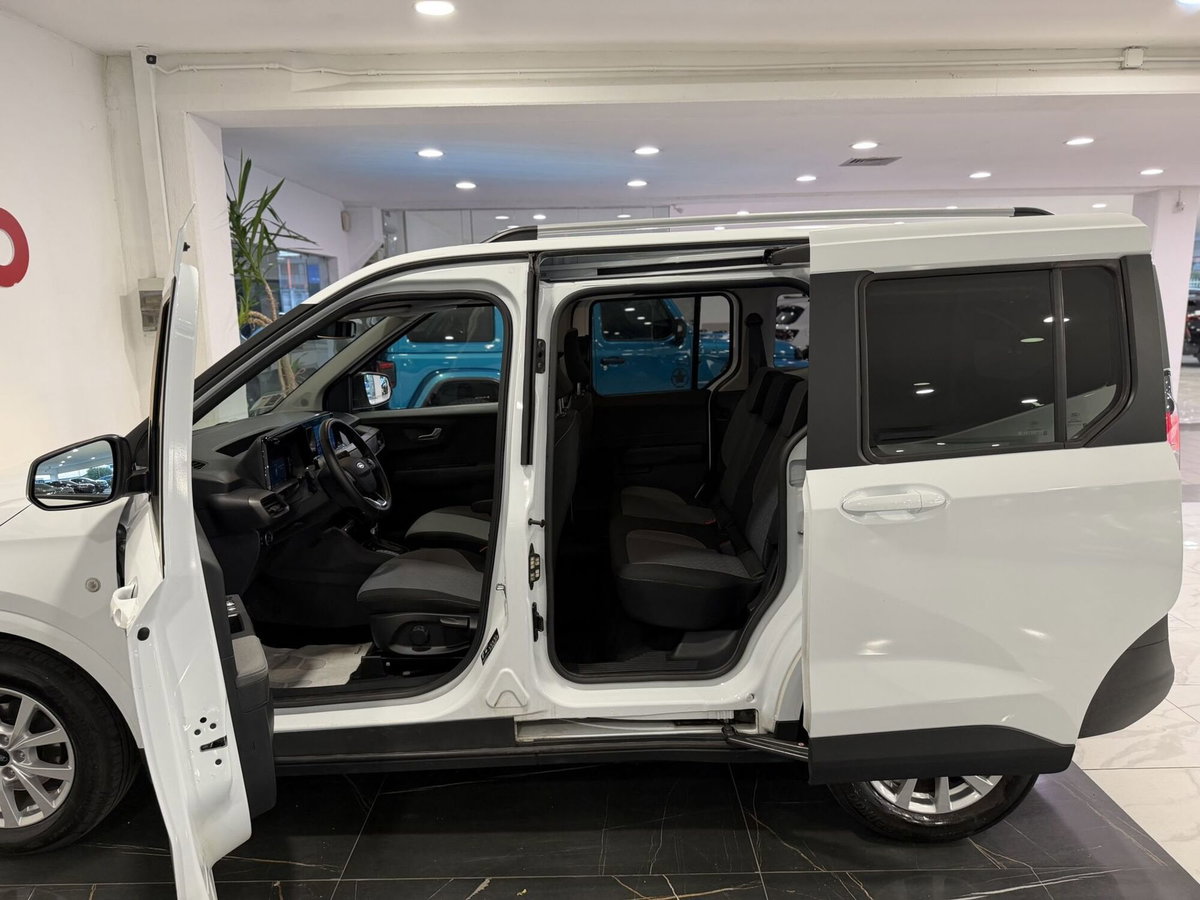 Ford Tourneo Courier 1.0 ecoboost 125cv Active powershift (18)