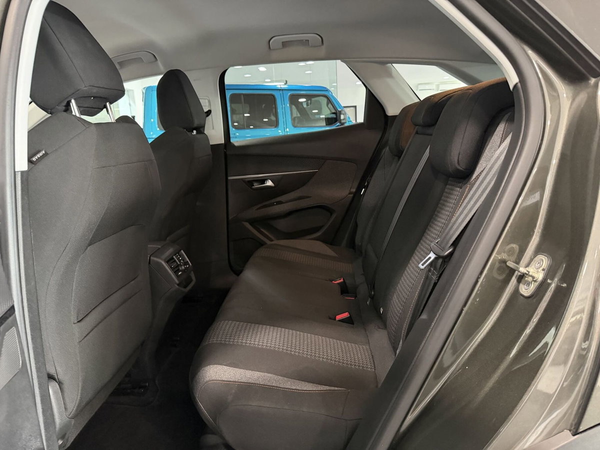 Peugeot 3008 BlueHDi 130 S&S Allure (8)