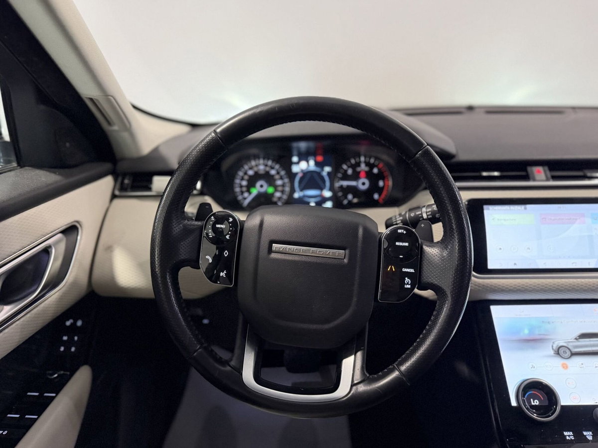 Land Rover Range Rover Velar 2.0D I4 180 CV (10)