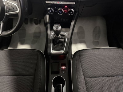 Renault Captur Blue dCi 95 CV Intens (11)