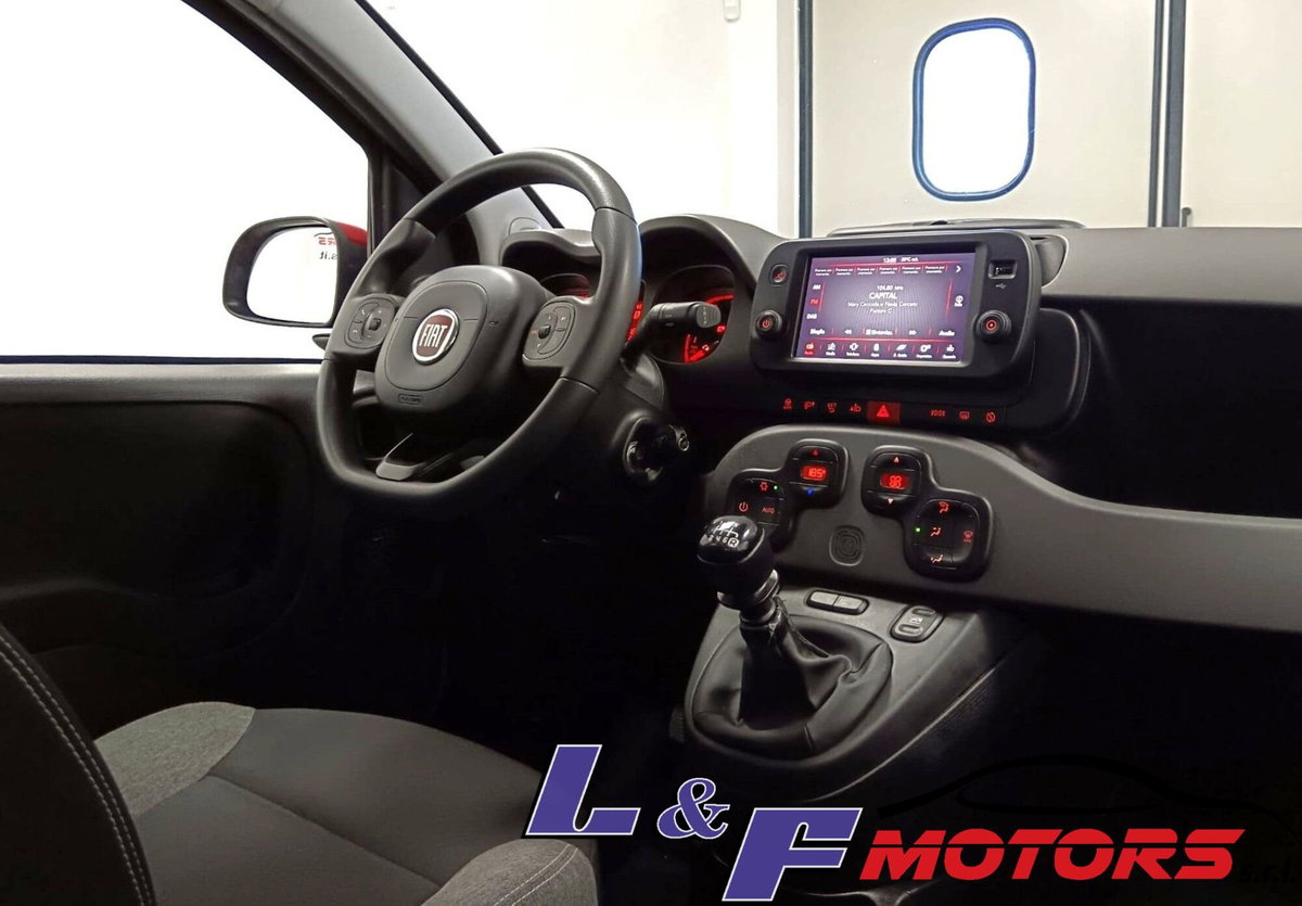 Fiat Panda 1.0 FireFly S&S Hybrid City Cross (10)