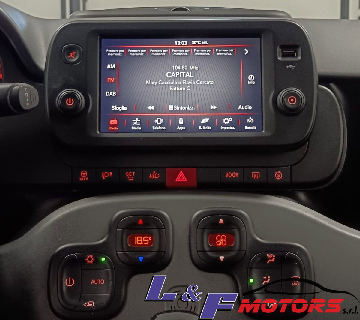 Fiat Panda 1.0 FireFly S&S Hybrid City Cross (13)