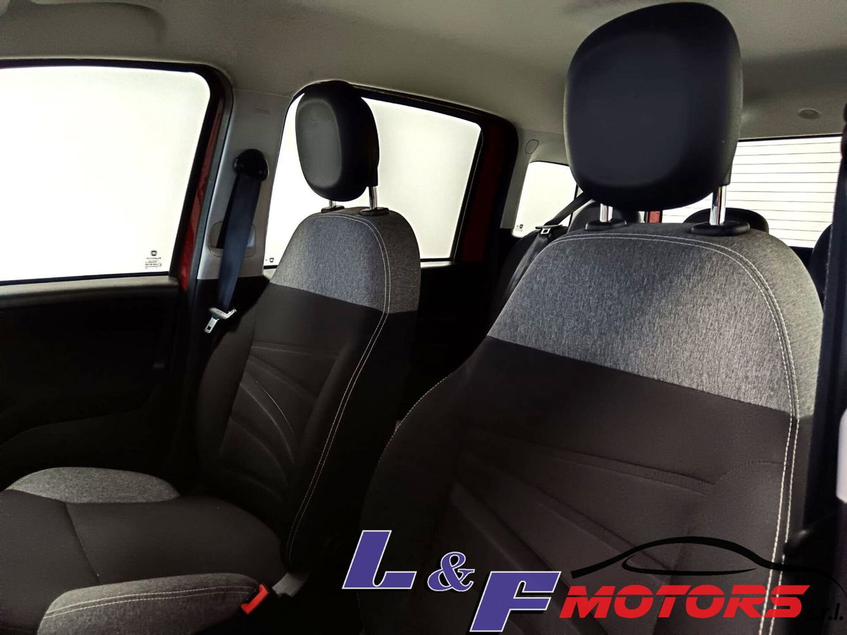 Fiat Panda 1.0 FireFly S&S Hybrid City Cross (15)