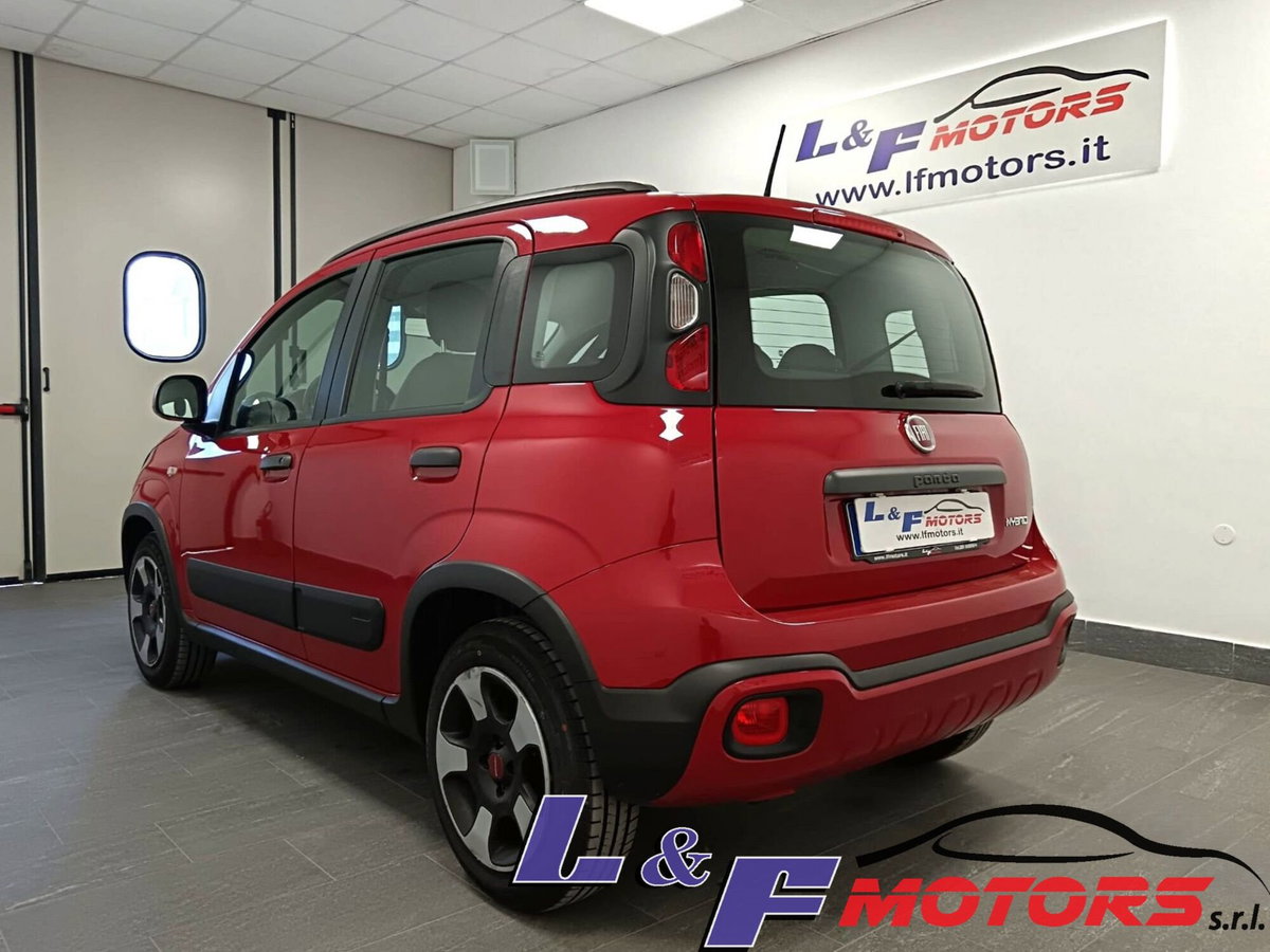 Fiat Panda 1.0 FireFly S&S Hybrid City Cross (7)