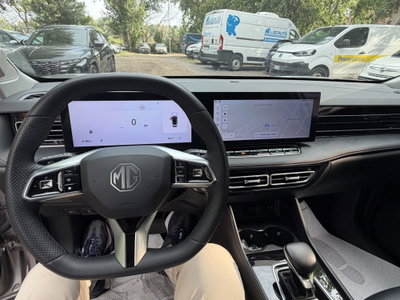 Mg HS 1.5 Luxury auto (11)
