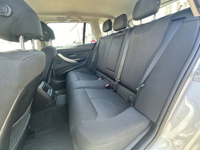 BMW Serie 3 318d Business Advantage (13)