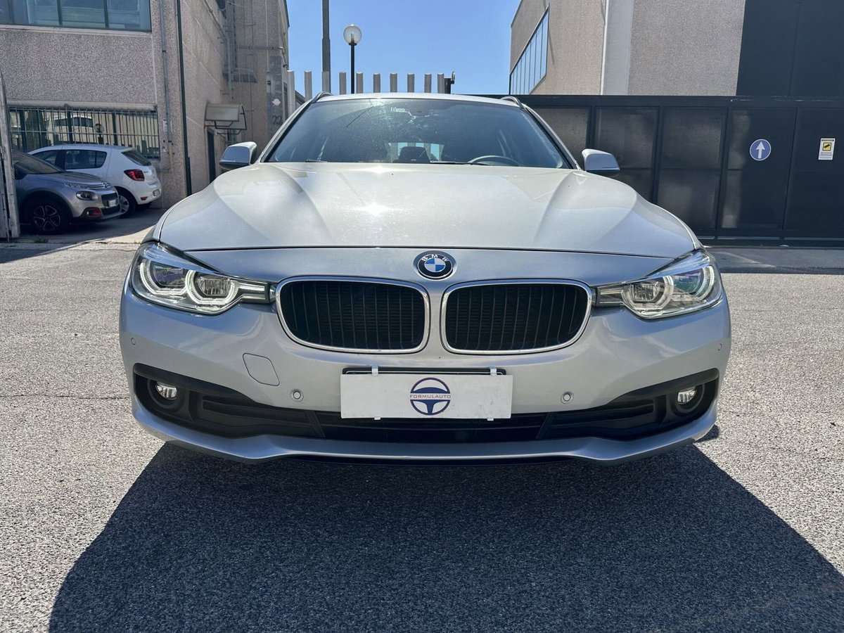 BMW Serie 3 318d Business Advantage (2)