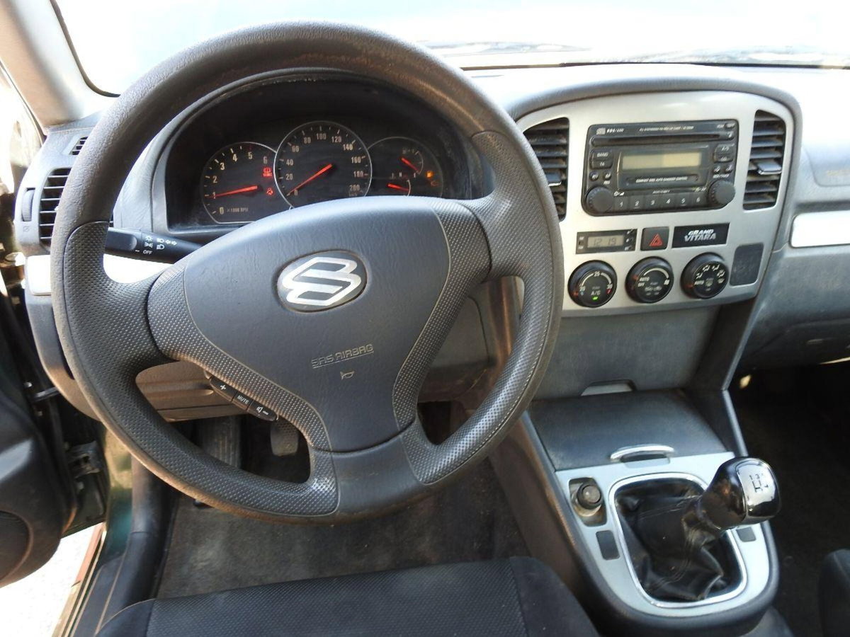 Suzuki Grand Vitara turbodiesel 16V cat S.W. XL-7 (17)