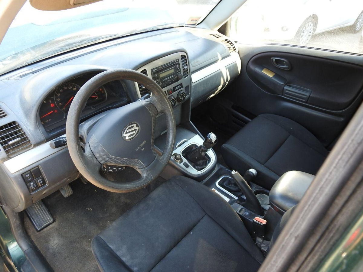 Suzuki Grand Vitara turbodiesel 16V cat S.W. XL-7 (18)