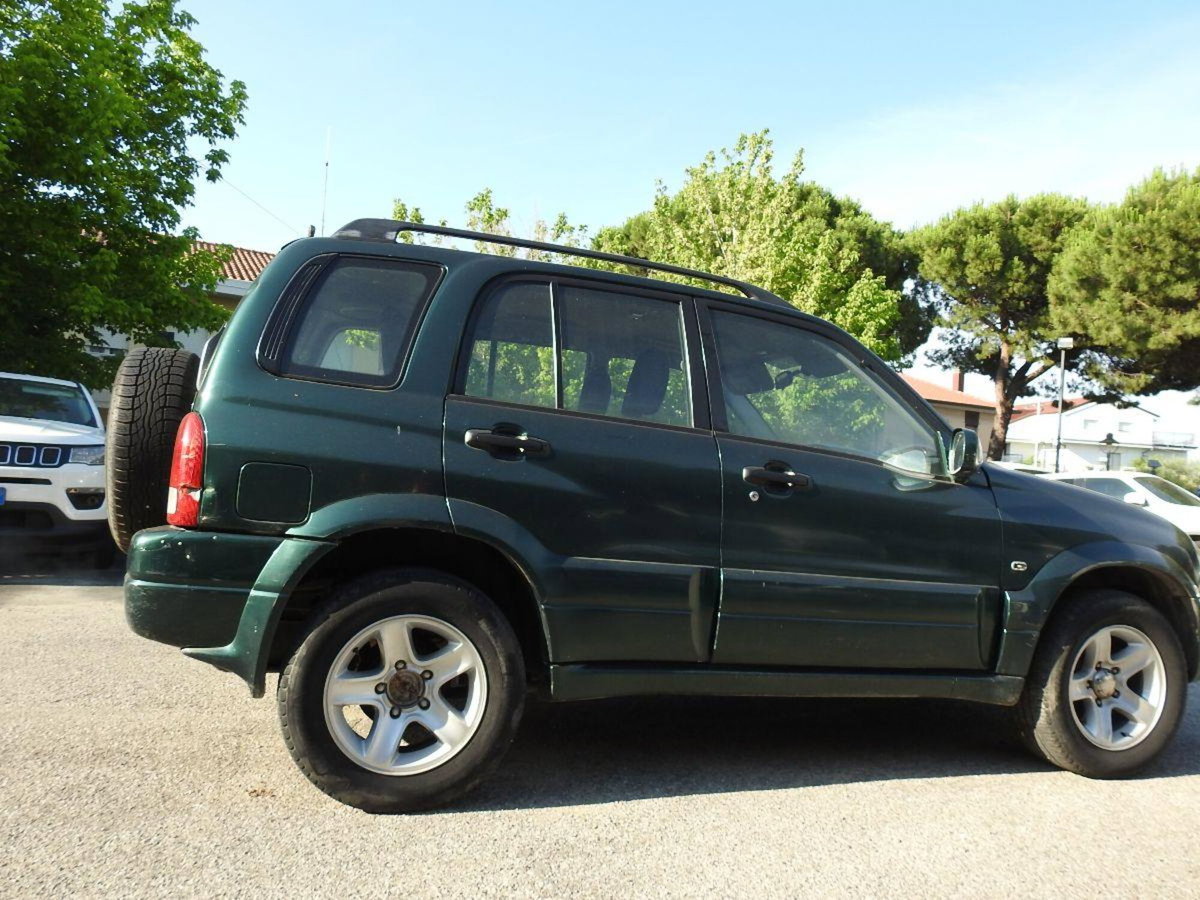 Suzuki Grand Vitara turbodiesel 16V cat S.W. XL-7 (5)