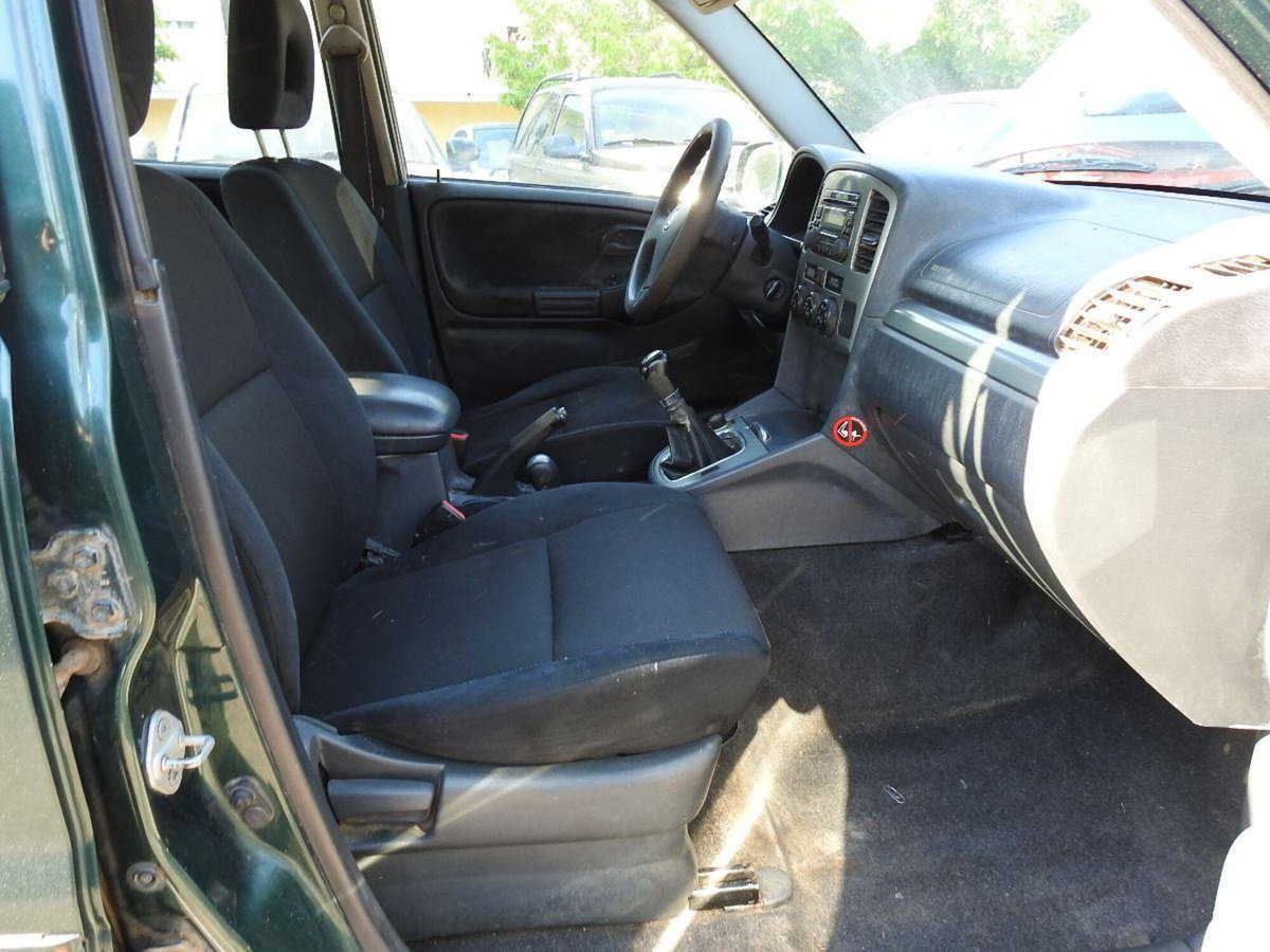 Suzuki Grand Vitara turbodiesel 16V cat S.W. XL-7 (9)